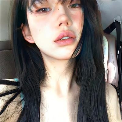 橘衫男子的画像
